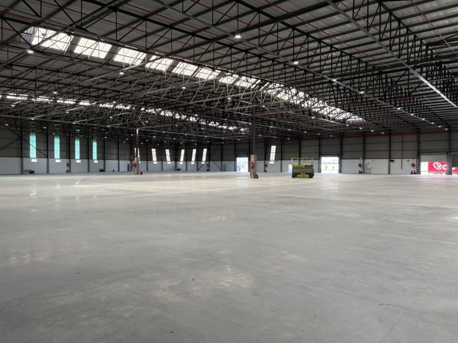 To Let commercial Property for Rent in Montague Gardens Western Cape